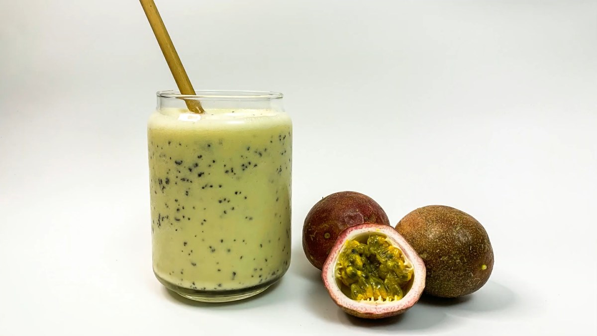 Sinh tố chanh leo sữa