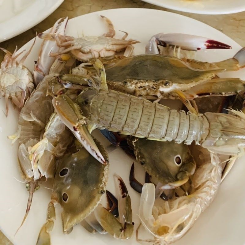 Bước 2 Sơ chế hải sản Bánh canh hải sản (công thức được chia sẻ từ người dùng)