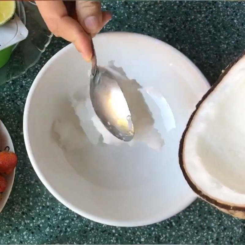 Bước 1 Sơ chế nguyên liệu Kem dừa sáp