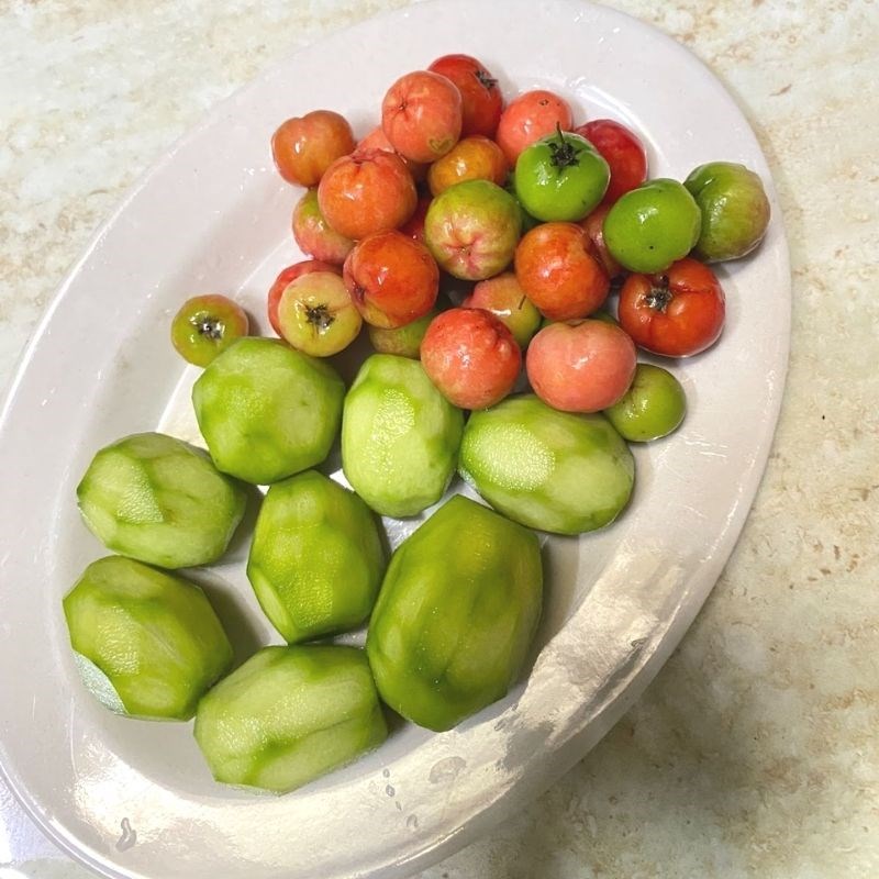 Bước 1 Sơ chế nguyên liệu Nước ép cóc sơ ri