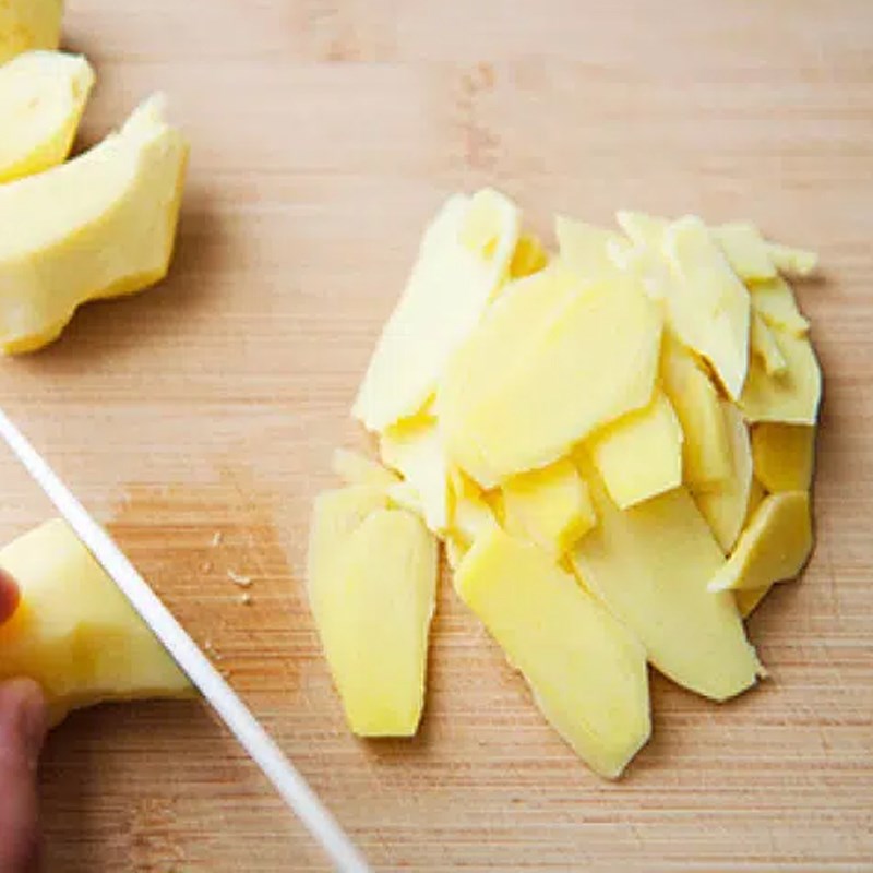 Bước 1 Sơ chế nguyên liệu Nước ép bưởi táo bằng máy ép chậm