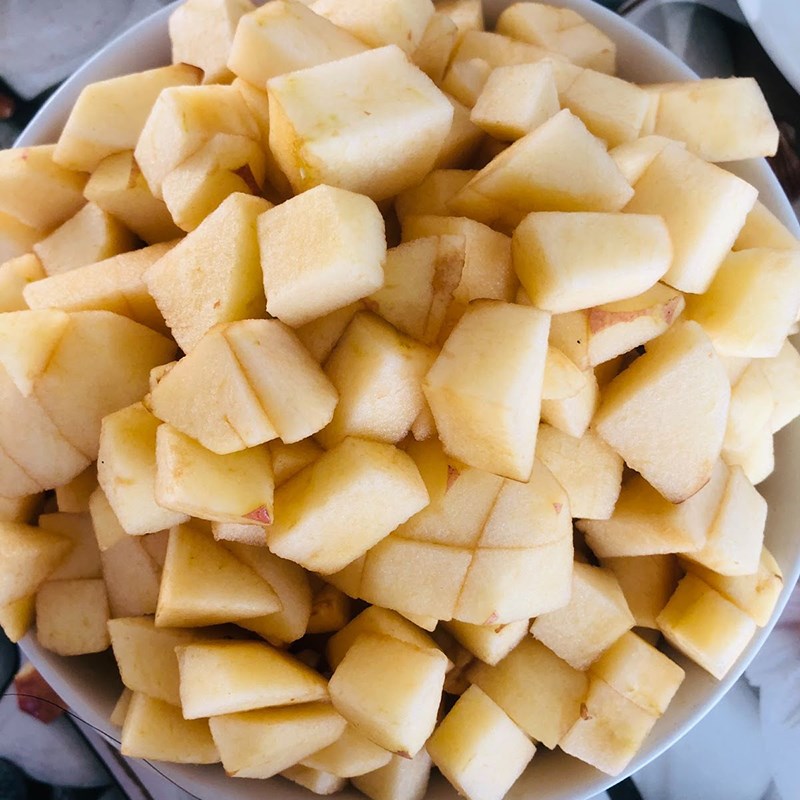 Bước 1 Sơ chế nguyên liệu Nước ép táo xoài