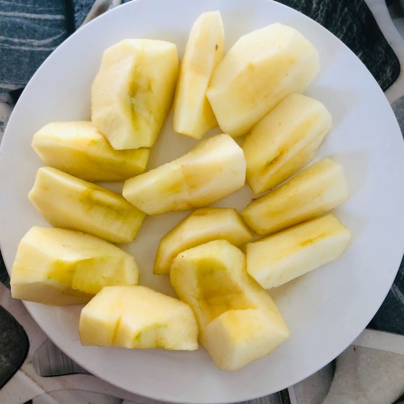 Bước 1 Sơ chế nguyên liệu Nước ép táo cóc