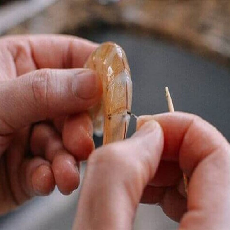 Bước 1 Sơ chế tôm và thịt heo Gỏi ổi tôm thịt