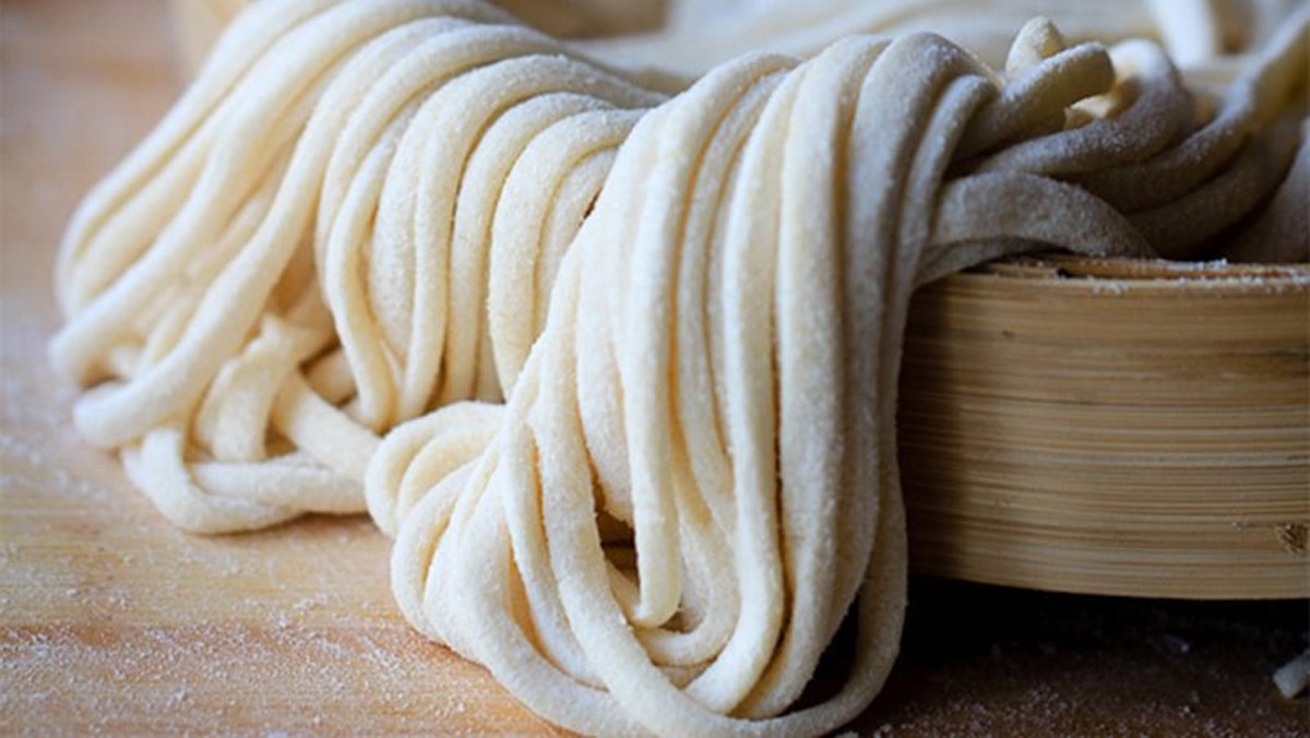 Sợi mì tươi