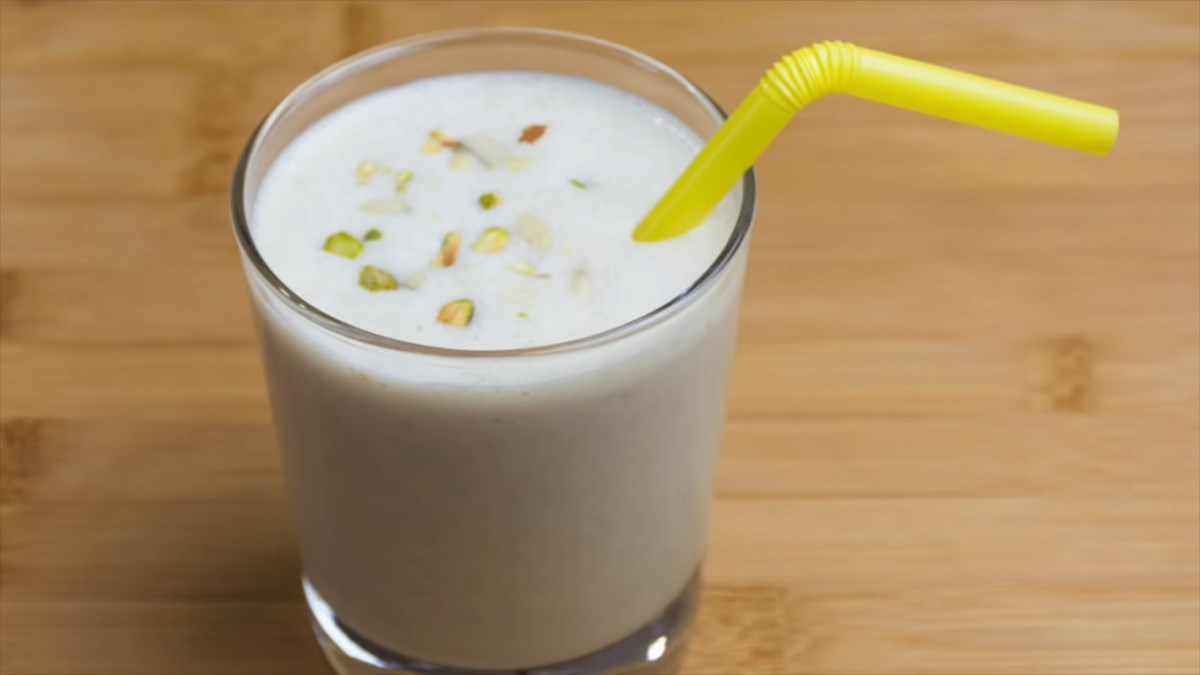 Sữa lắc trái cây khô và hạt