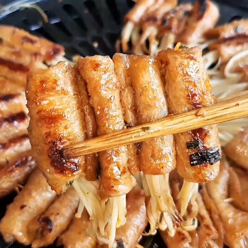 Bước 5 Thành phẩm Thịt cuộn nấm kim châm chay nướng