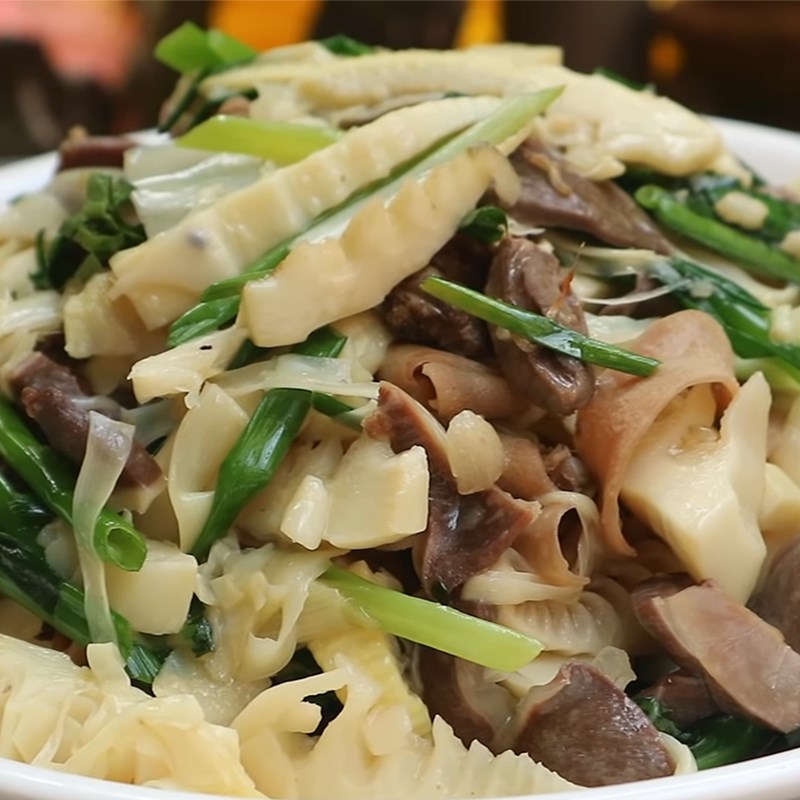 Bước 4 Thành phẩm Măng chua xào lòng vịt