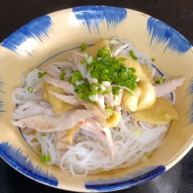 Bước 5 Thành phẩm Hủ tiếu gà