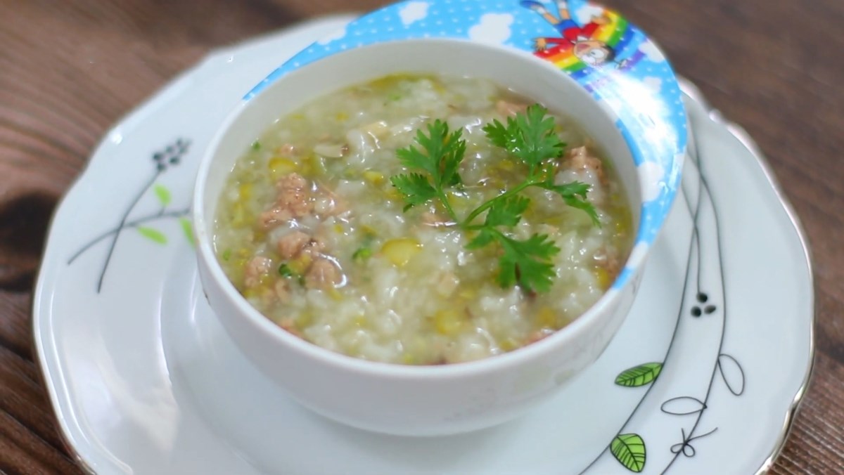 Cháo thịt bò bằng nồi nấu chậm