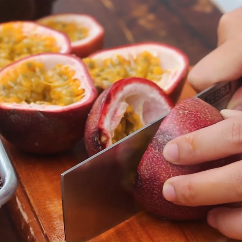 Bước 1 Sơ chế chanh dây Trà chanh dây hạt chia