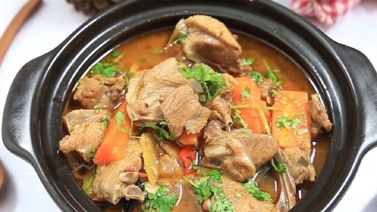 Vịt kho tiêu