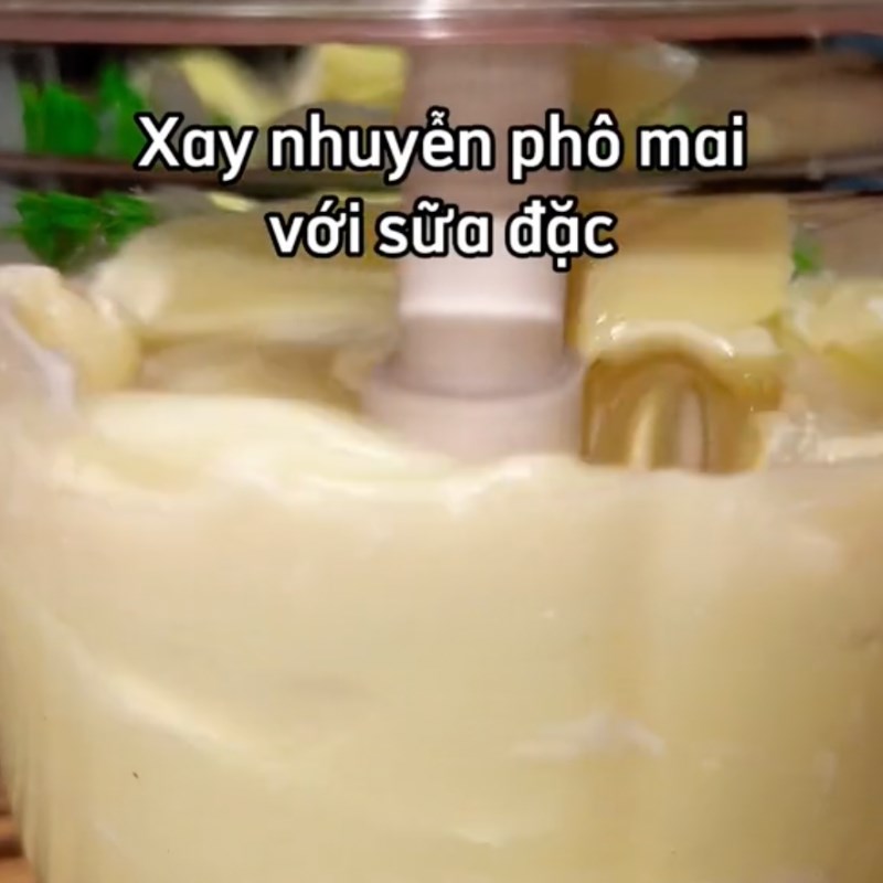 Bước 1 Xay phô mai cùng sữa đặc Sữa chua phô mai cốm non (Công thức từ kênh tiktok Cách Nấu Ngon Cùng Cách Nấu Ngon)