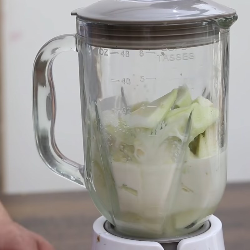 Bước 2 Xay sinh tố ổi Sinh tố ổi sữa tươi