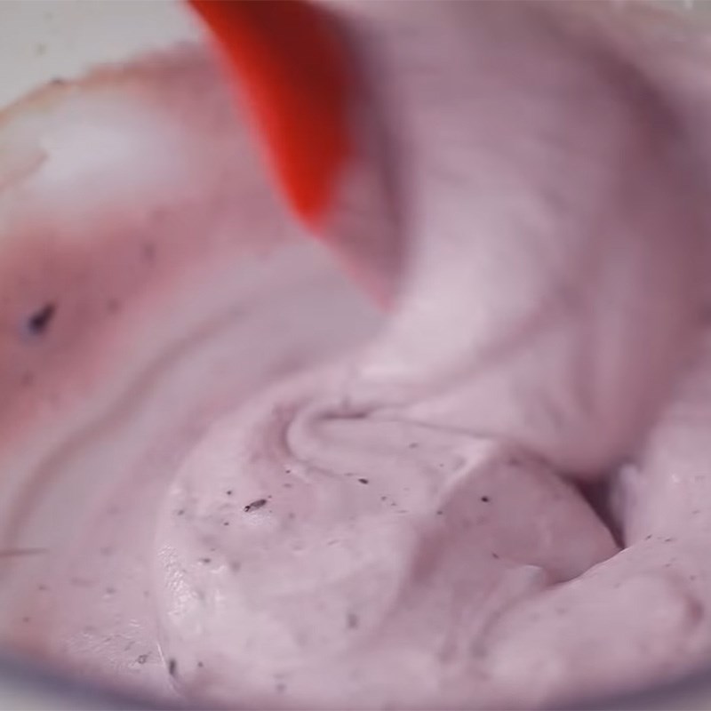 Bước 5 Làm hỗn hợp kem việt quất sữa chua và làm bánh mousse Bánh mousse việt quất sữa chua