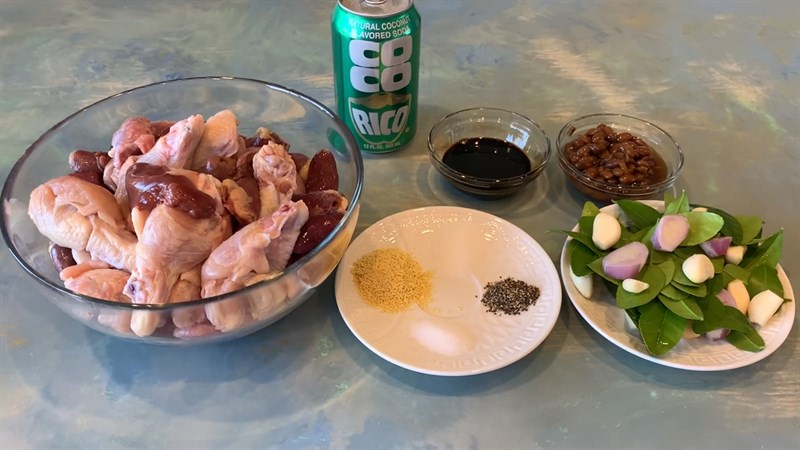 Nguyên liệu món ăn gà kho tương hột