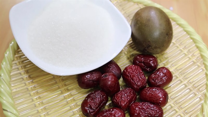 Nguyên liệu món ăn nước la hán, la hán quả nha đam, la hán quả long nhãn và la hán quả táo tàu