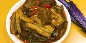 2 cach lam ca tim xao chao ca tim xao nuoc tuong 23 760x367 1