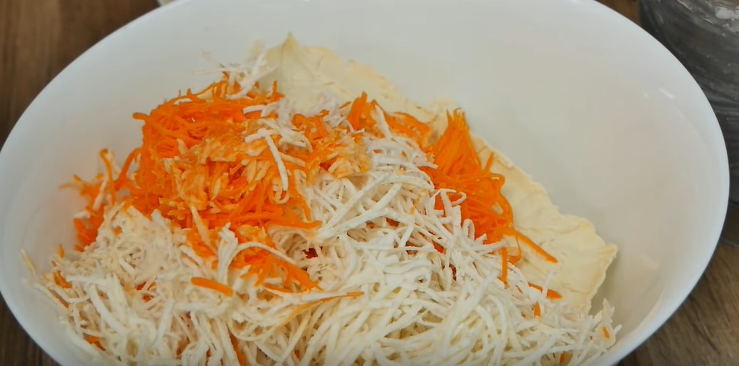 Bước 2 Trộn hỗn hợp làm chả Chả cá chay khoai môn