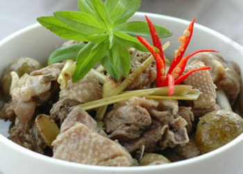 2 cach lam lau vit om sau lau vit nuoc dua don gian ma thom ngon 17 760x367 1