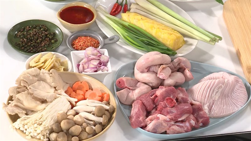 Nguyên liệu món ăn 2 cách nấu lẩu sườn sụn chua cay và kim chi