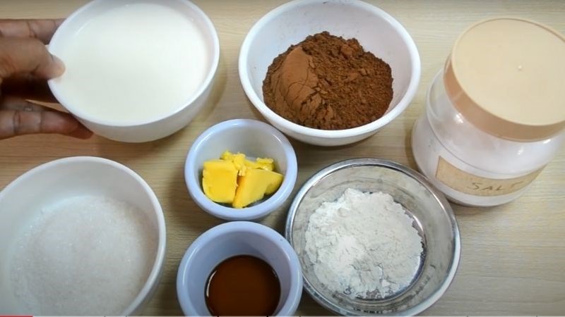 Nguyên liệu món ăn sốt socola (siro socola)