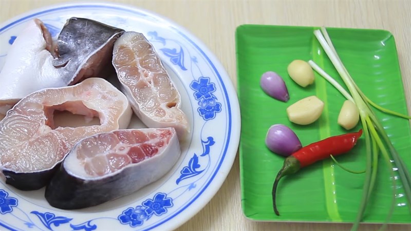 Nguyên liệu món ăn 2 cách làm cá basa kho tộ