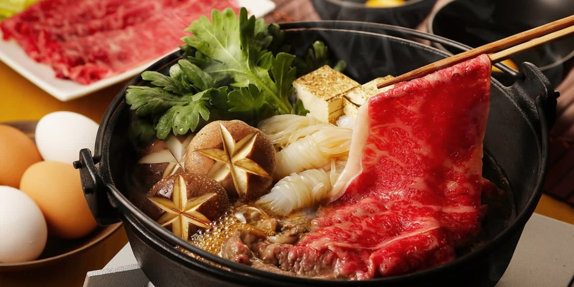 Lẩu sukiyaki là gì? Hướng dẫn chi tiết cách nấu lẩu sukiyaki thơm ngon tại nhà 1 28a 1200x676 1