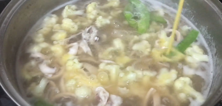Bước 2 Nấu súp hàu khô mực Súp hàu khô mực