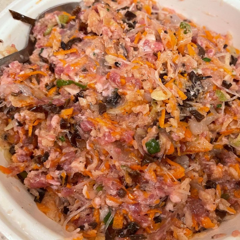 Bước 2 Ướp nhân nem Bún nem cua bể