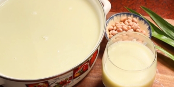 CACHNAUSUADAUPHONGRANGTAINHATHOMBEOCUCNGONPEANUTMILKRECIPE CKK0 22screenshot1 1200x676 1