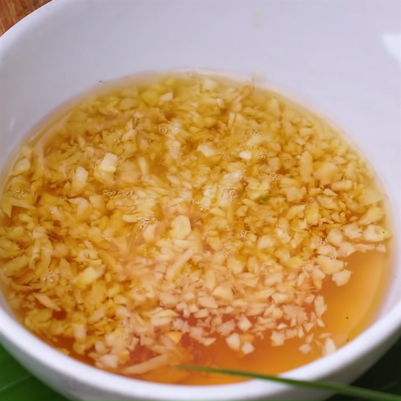 Bước 4 Pha nước chấm ăn kèm Cá lóc nướng muối tuyết