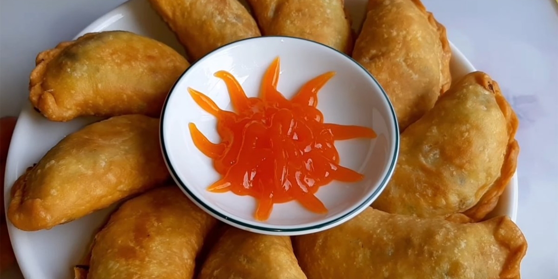 Cach lam banh goi chay thom ngon don gian cho ngay chay them da dang 0 1200x676 1
