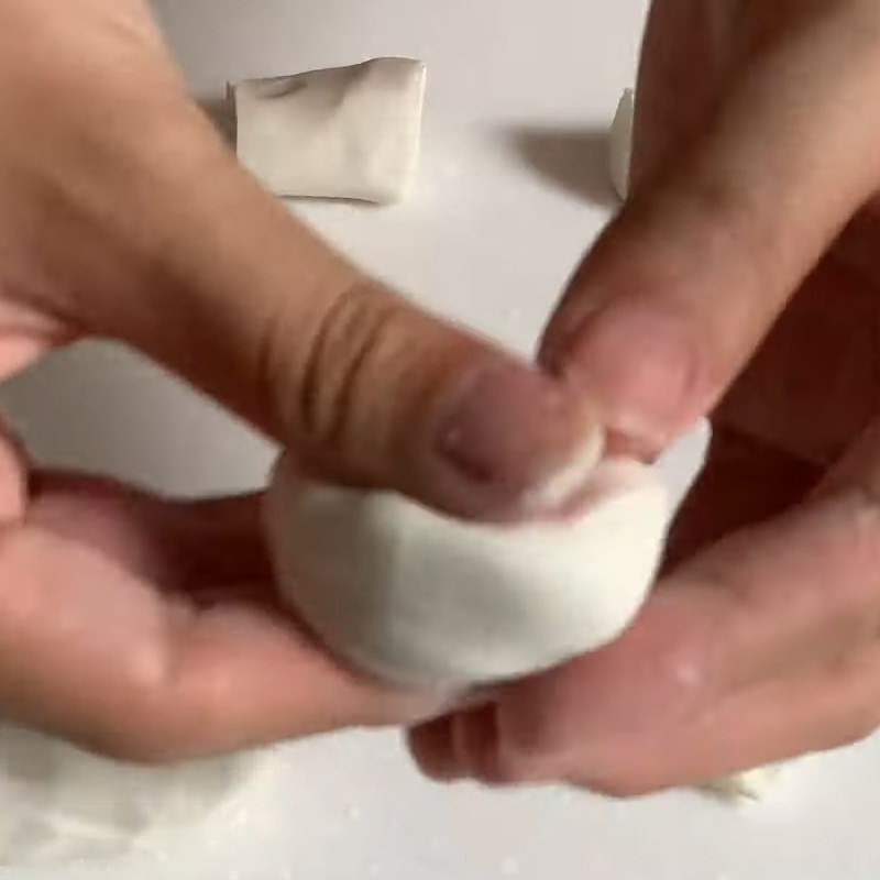 Bước 4 Bọc nhân bánh Bánh trôi tàu nhân vừng đen