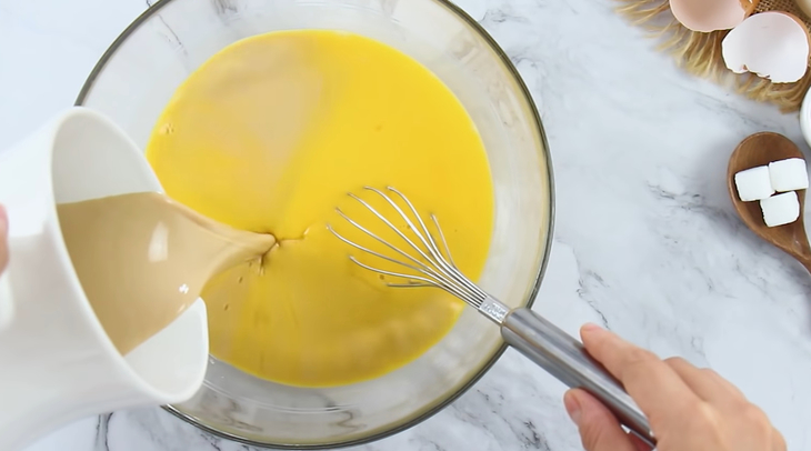 Bước 3 Làm hỗn hợp flan Bánh flan trà sữa trân châu đường đen
