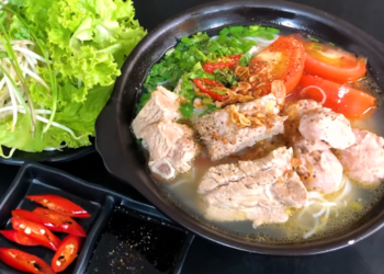 cach lam bun suon chua don gian thom ngon dam da 12 760x367 1