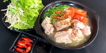 cach lam bun suon chua don gian thom ngon dam da 12 760x367 1