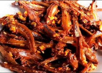 cach lam ca com kho chien toi ot gion rum thom ngon cuc hao avt 1200x676 1