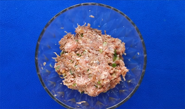 Bước 3 Gói chả giò Chả giò trứng