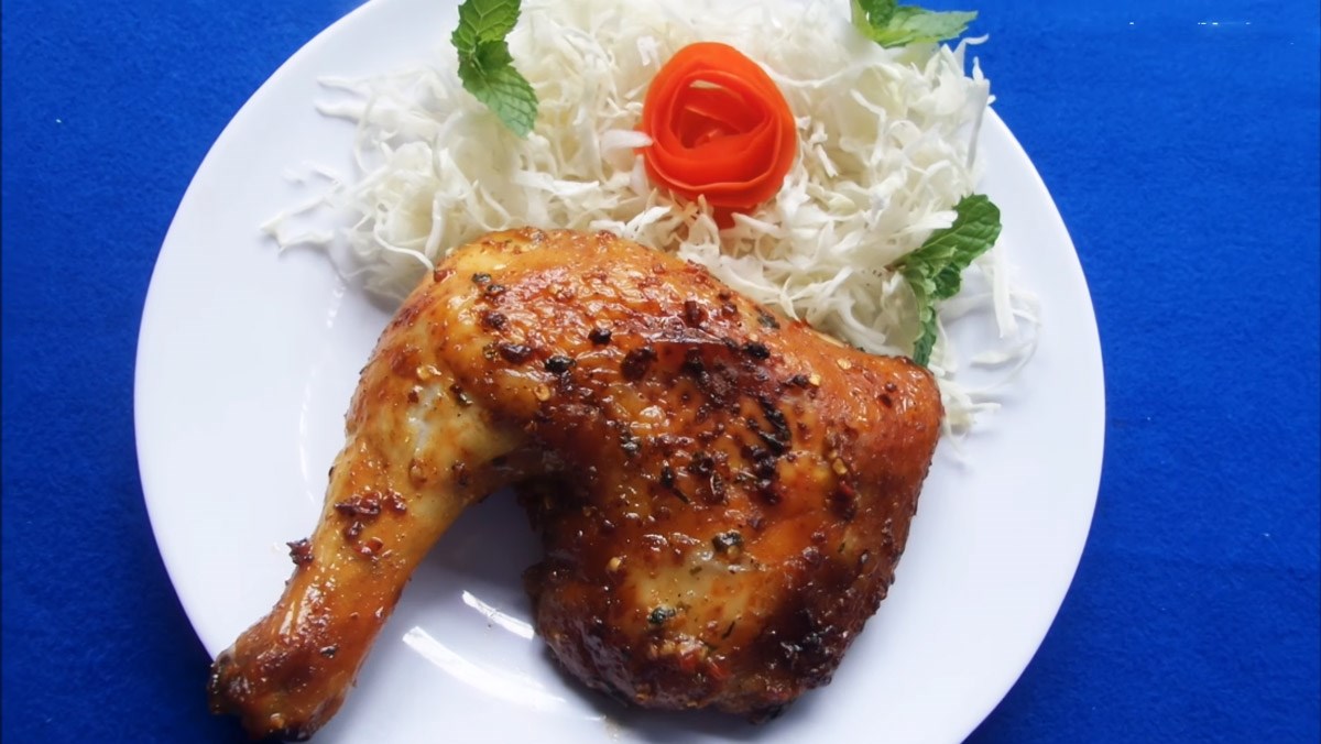 Đùi gà nướng ngũ vị