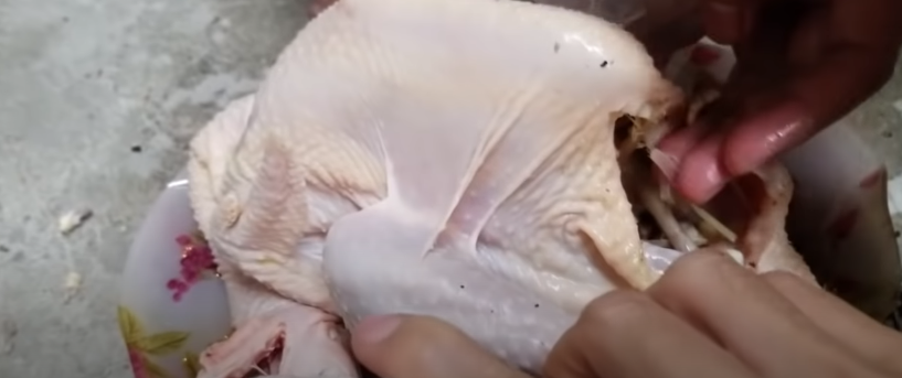 Bước 3 Ướp gà Gà nướng giấy bạc