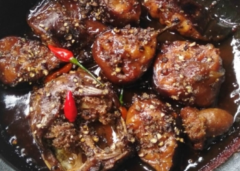 cach lam mon ca tre kho tieu thom ngon kho cuong cuc dua com avt 1200x676 1