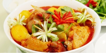 cach lam mon ga nau gac don gian thom ngon bo duo 12 760x367 1