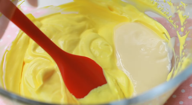 Bước 4 Trộn kem với hỗn hợp Custard Mousse trái bắp