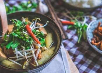 cach nau canh chua chay thom ngon thanh dam cho gi 10 760x367 1