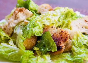 caesar salad la gi cach lam chi tiet caesar salad 760x367 760x367 1