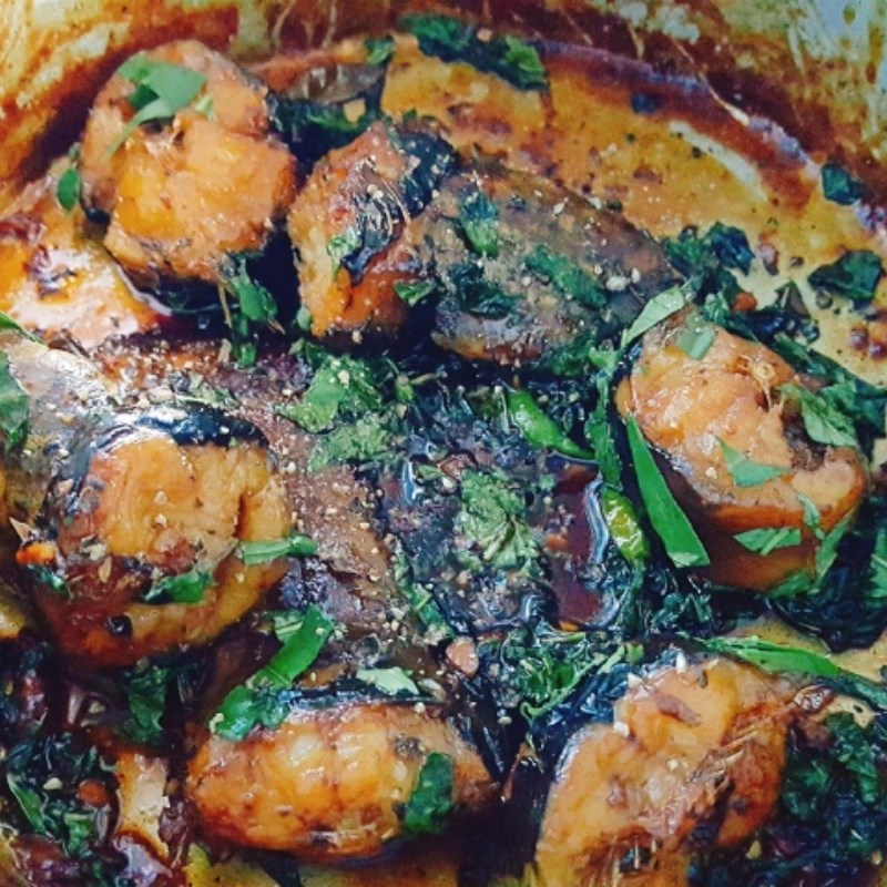 Bước 4 Kho cá Cá trê kho rau răm