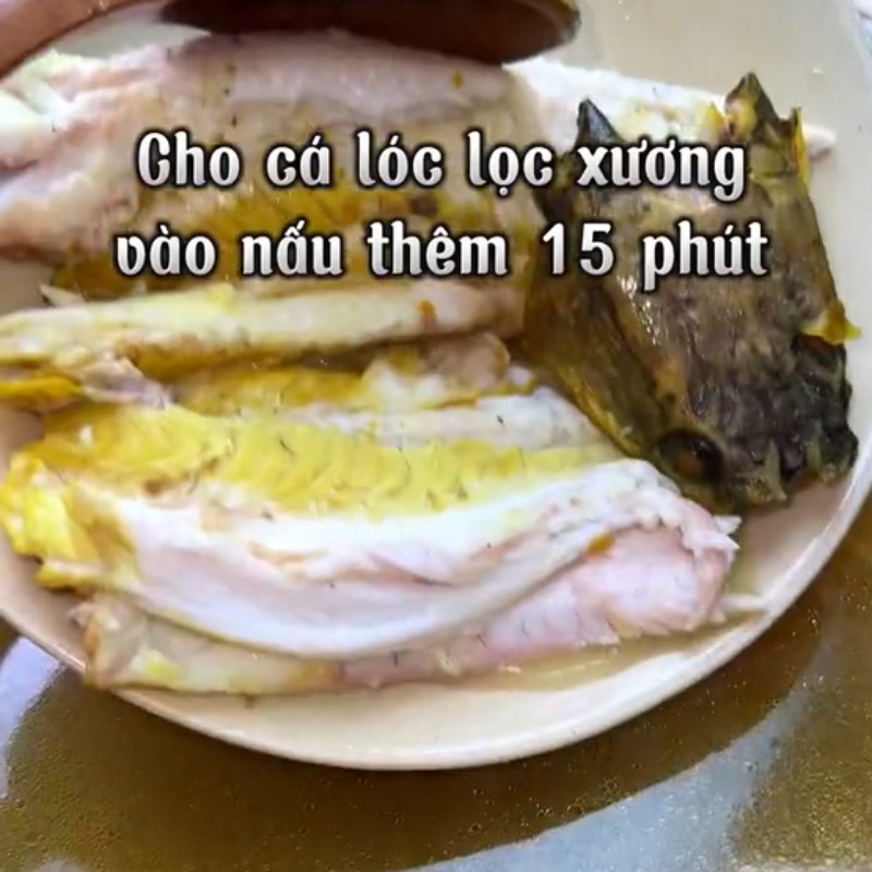 Bước 2 Chế biến Bún cá Châu Đốc (Công thức được chia sẻ từ Tiktok Cách Nấu Ngon cùng Cách Nấu Ngon)