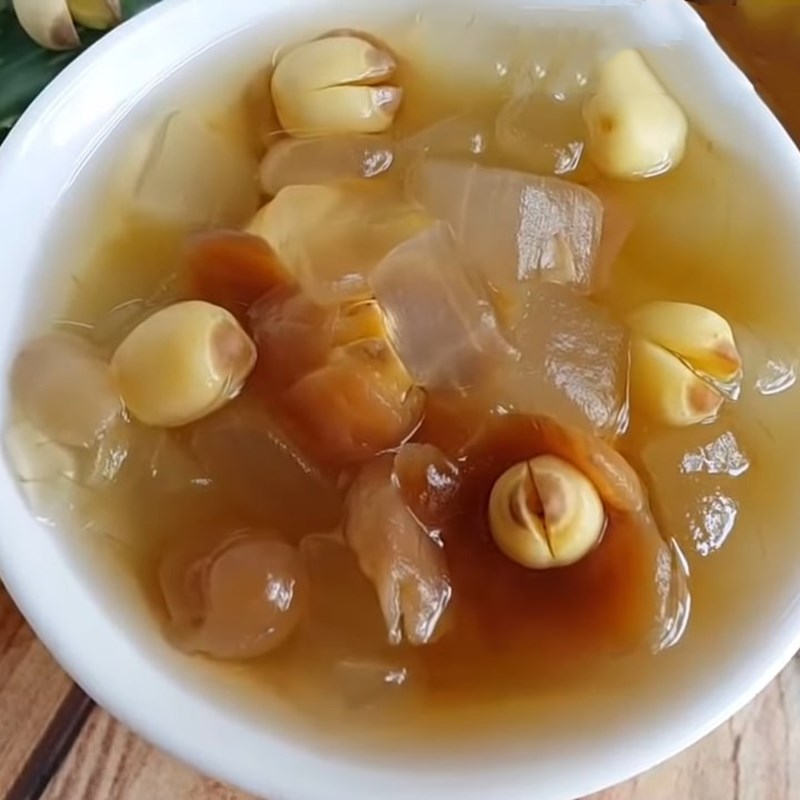 Bước 4 Thành phẩm Chè hạt sen nha đam nhãn nhục