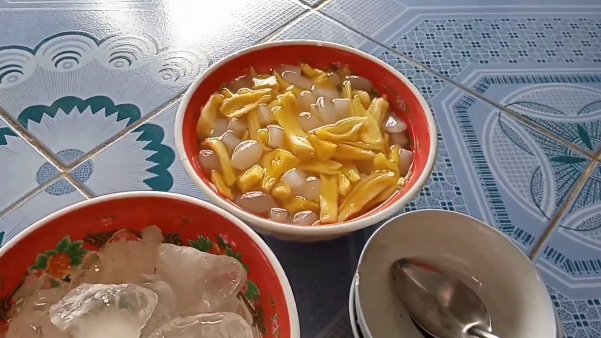 Chè mít đát thơm (dứa)